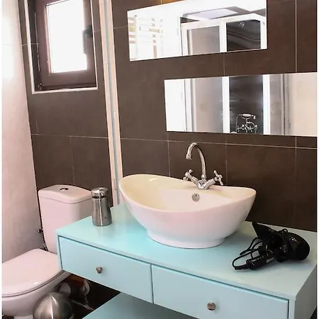 Family Rousa In Rethymno With Pool, Bbq And Kids Area Loutra