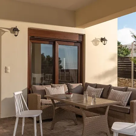 Family Rousa In Rethymno With Pool, Bbq And Kids Area Villa Loutra (Crete)