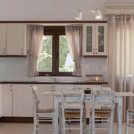 Family Rousa In Rethymno With Pool, Bbq And Kids Area Loutra (Crete)